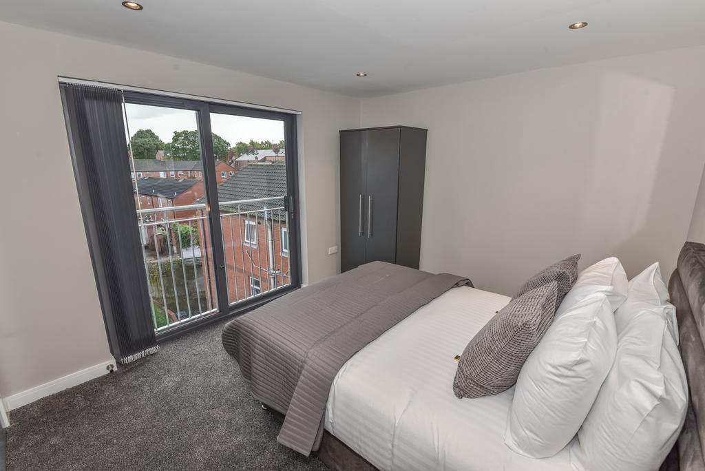 Dream Apartments St Thomas Hall Belfast Room photo