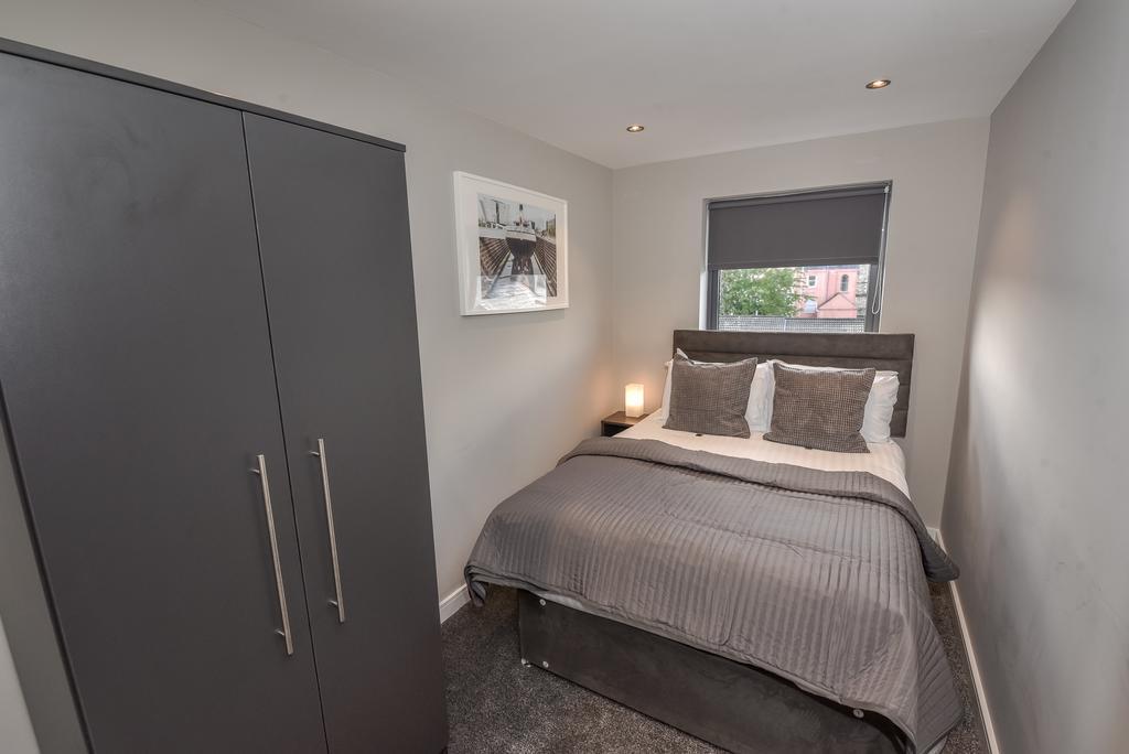 Dream Apartments St Thomas Hall Belfast Room photo